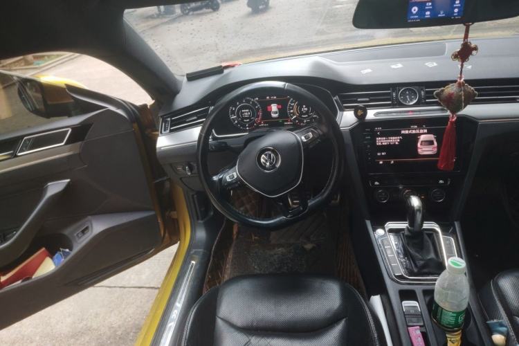 Used Volkswagen FAW-Volkswagen CC 2019 330TSI Glamour Edition China VI Steering Wheel