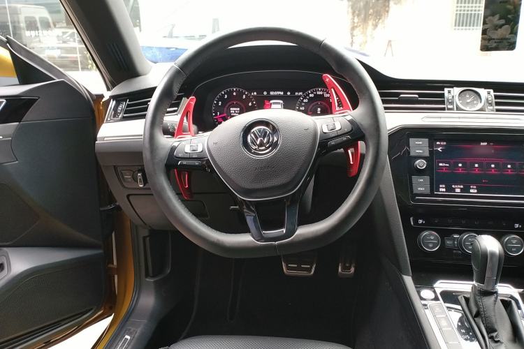 Used Volkswagen FAW-Volkswagen CC 2019 330TSI Glamour Edition China V Standard Steering Wheel