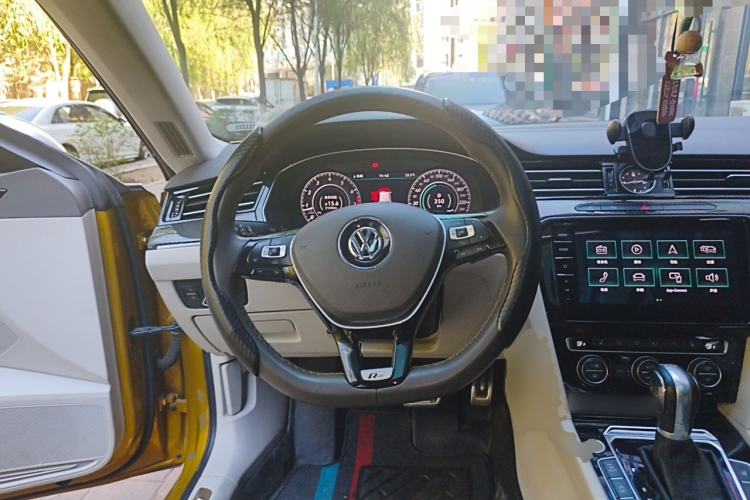 Used Volkswagen FAW-Volkswagen CC 2019 380TSI Yeyan Edition China V Standard Steering Wheel