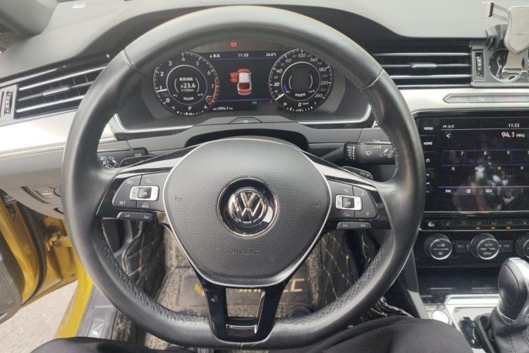 Used Volkswagen FAW-Volkswagen CC 2019 330TSI Glamour Edition China V Standard Steering Wheel