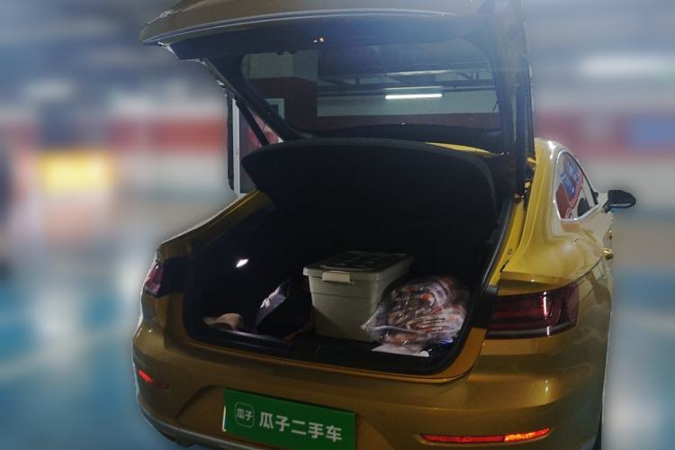 Used Volkswagen FAW-Volkswagen CC 2019 330TSI Glamour Edition China VI Trunk