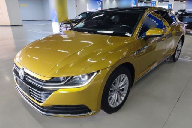 Ojetý Volkswagen FAW-Volkswagen CC 2019 330TSI Glamour Edition China VI