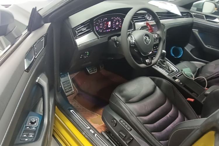 Used Volkswagen FAW-Volkswagen CC 2020 330TSI Glamour Edition China VI Standard Driver Seat