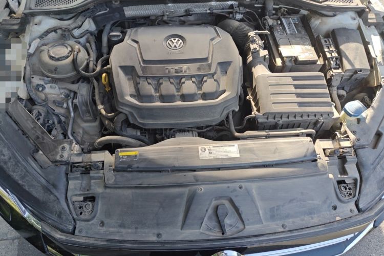 Used Volkswagen FAW-Volkswagen CC 2020 330TSI Glamour Edition China VI Standard Engine Bay