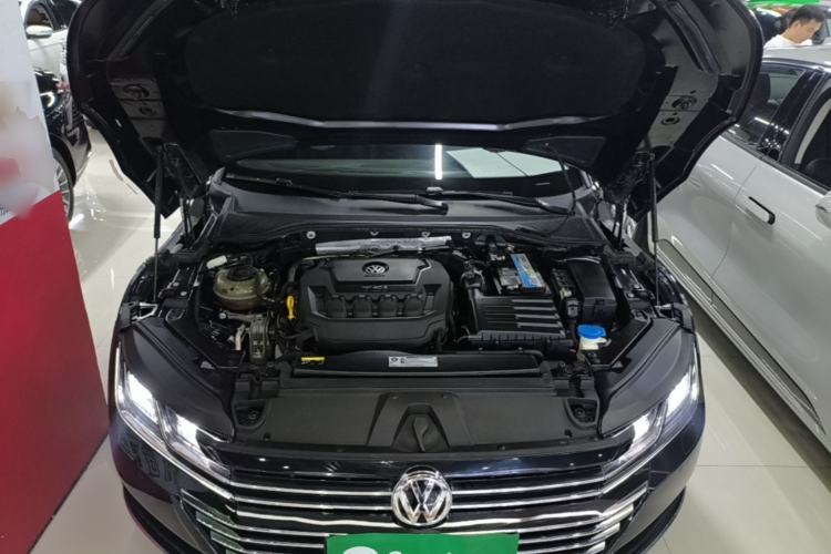 Used Volkswagen FAW-Volkswagen CC 2020 330TSI Glamour Edition China VI Standard Engine Bay