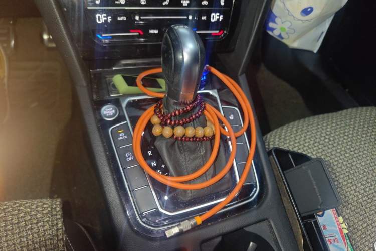 Used Volkswagen FAW-Volkswagen CC 2020 330TSI Glamour Edition China VI Standard Gear Lever