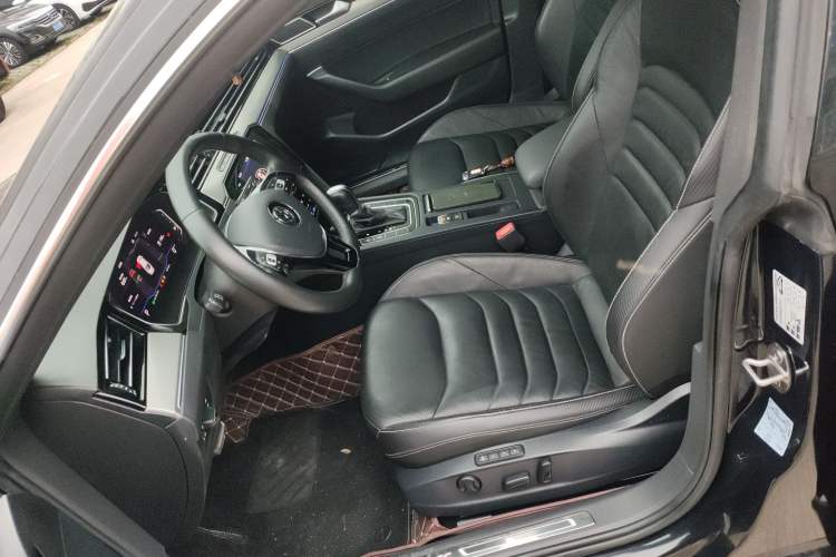 Used Volkswagen FAW-Volkswagen CC 2020 330TSI Glamour Edition China VI Standard Left Front Seat