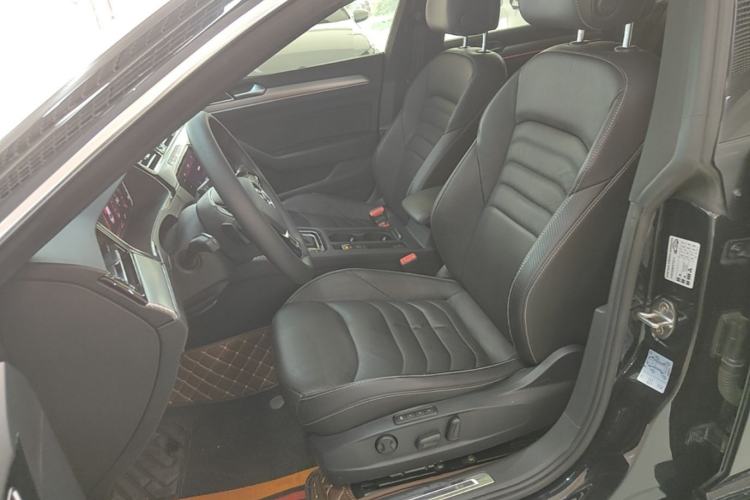 Used Volkswagen FAW-Volkswagen CC 2020 330TSI Glamour Edition China VI Standard Left Front Seat