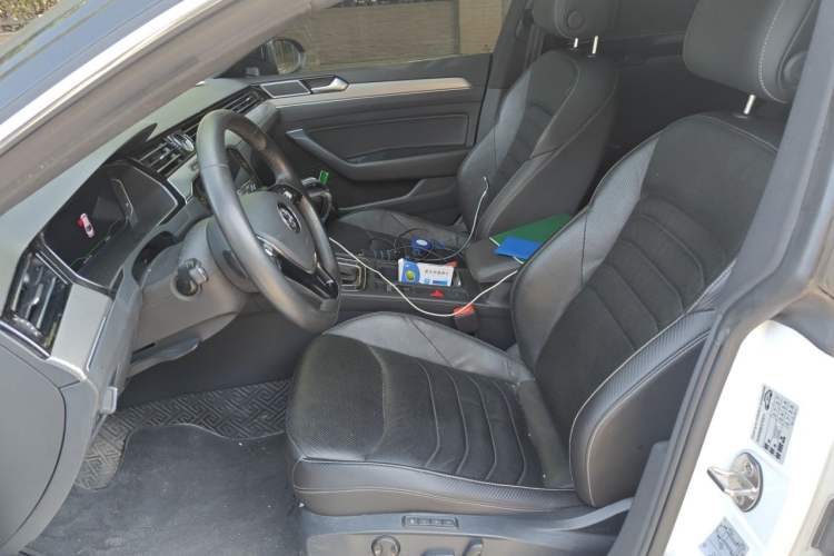Used Volkswagen FAW-Volkswagen CC 2020 330TSI Glamour Edition China VI Standard Left Front Seat