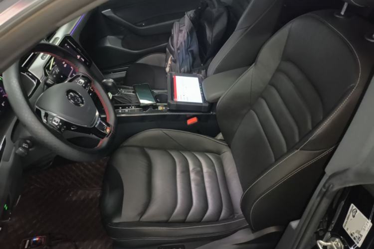 Used Volkswagen FAW-Volkswagen CC 2020 330TSI Glamour Edition China VI Standard Left Front Seat