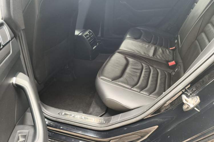 Used Volkswagen FAW-Volkswagen CC 2020 330TSI Glamour Edition China VI Standard Left Rear Seat