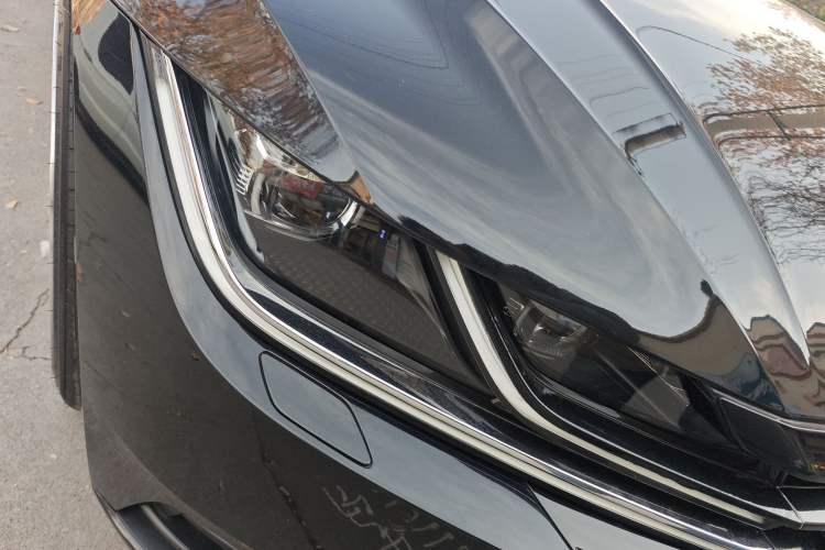 Used Volkswagen FAW-Volkswagen CC 2020 330TSI Glamour Edition China VI Standard Right Front Headlight