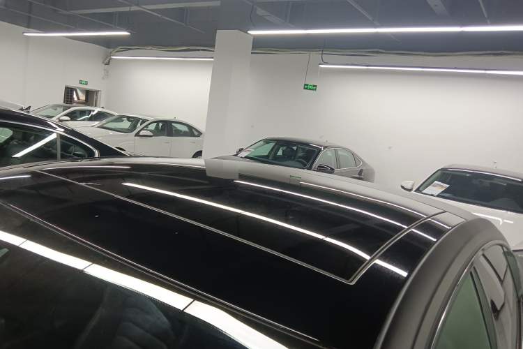 Used Volkswagen FAW-Volkswagen CC 2020 330TSI Glamour Edition China VI Standard Roof