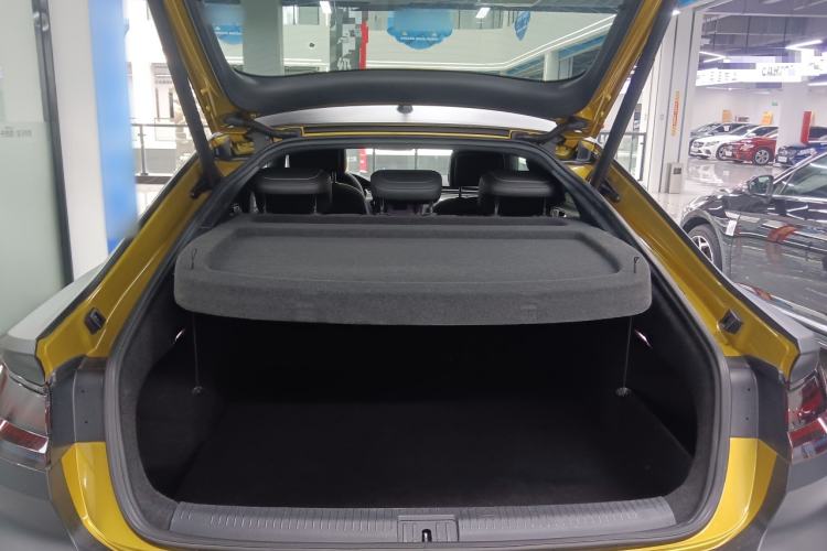 Used Volkswagen FAW-Volkswagen CC 2020 330TSI Glamour Edition China VI Standard Trunk