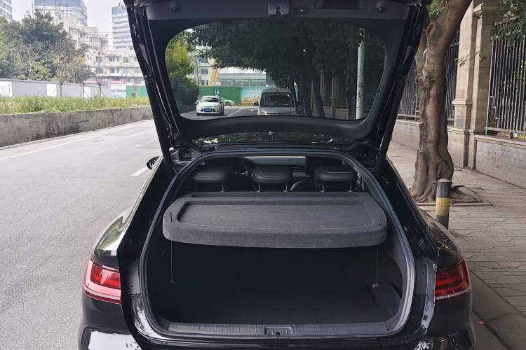 Used Volkswagen FAW-Volkswagen CC 2020 330TSI Glamour Edition China VI Standard Trunk