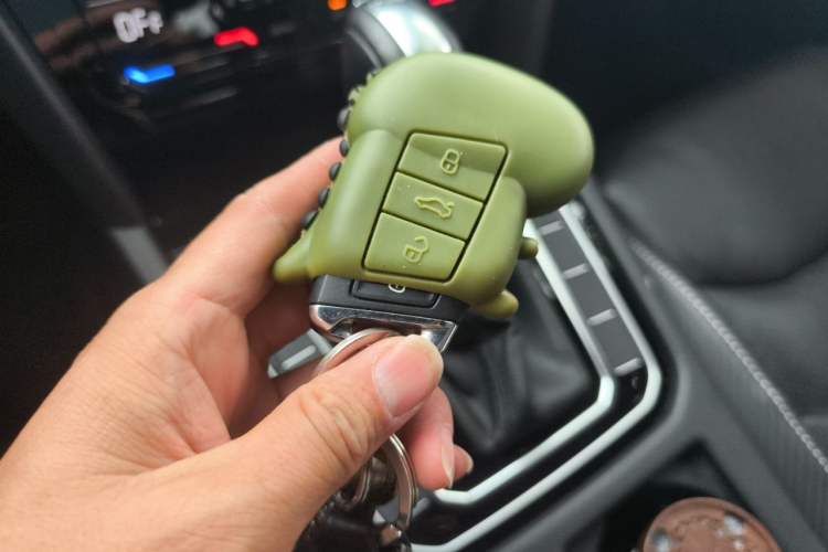Used Volkswagen FAW-Volkswagen CC 2020 330TSI Glamour Edition China VI Standard Vehicle Key