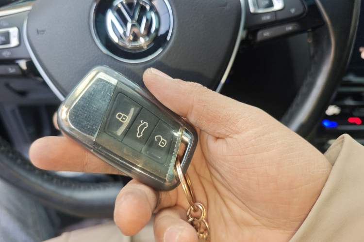 Used Volkswagen FAW-Volkswagen CC 2020 330TSI Glamour Edition China VI Standard Vehicle Key
