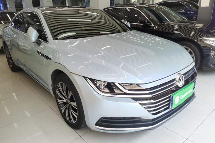 Used Volkswagen FAW-Volkswagen CC 2020 330TSI Glamour Edition China VI Standard Front Right 45 Deg