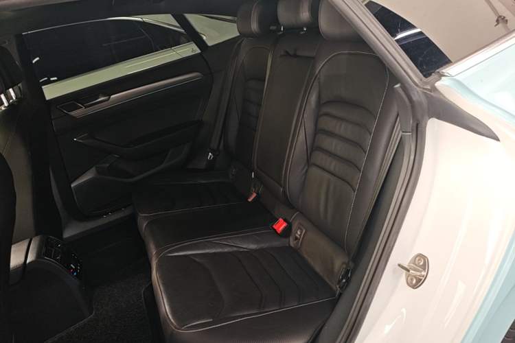 Used Volkswagen FAW-Volkswagen CC 2020 330TSI Glamour Edition China VI Standard Left Rear Seat
