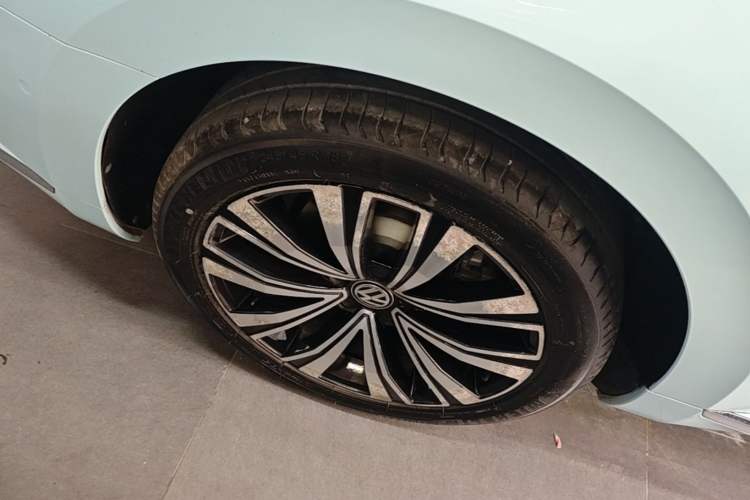 Used Volkswagen FAW-Volkswagen CC 2020 330TSI Glamour Edition China VI Standard Right Rear Wheel Hub