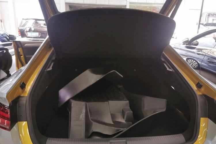 Used Volkswagen FAW-Volkswagen CC 2020 330TSI Glamour Edition China VI Standard Trunk