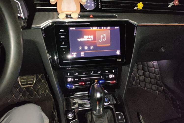 Used Volkswagen FAW-Volkswagen CC 2020 330TSI Glamour Edition China VI Standard Audio And AC Panel