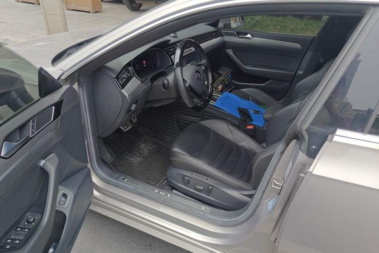 Used Volkswagen FAW-Volkswagen CC 2020 330TSI Glamour Edition China VI Standard Driver Seat