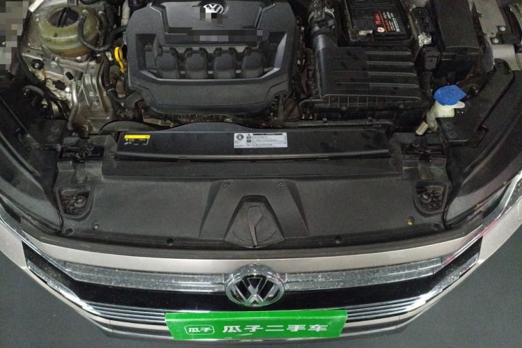 Used Volkswagen FAW-Volkswagen CC 2020 330TSI Glamour Edition China VI Standard Engine Bay