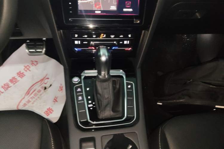 Used Volkswagen FAW-Volkswagen CC 2020 330TSI Glamour Edition China VI Standard Gear Lever