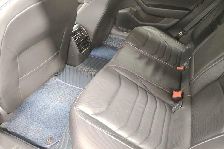 Used Volkswagen FAW-Volkswagen CC 2020 330TSI Glamour Edition China VI Standard Interior 1