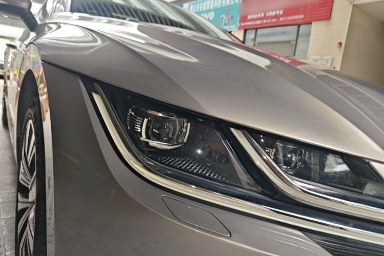 Used Volkswagen FAW-Volkswagen CC 2020 330TSI Glamour Edition China VI Standard Right Front Headlight