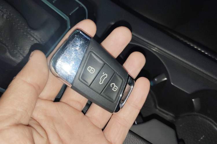 Used Volkswagen FAW-Volkswagen CC 2020 330TSI Glamour Edition China VI Standard Vehicle Key