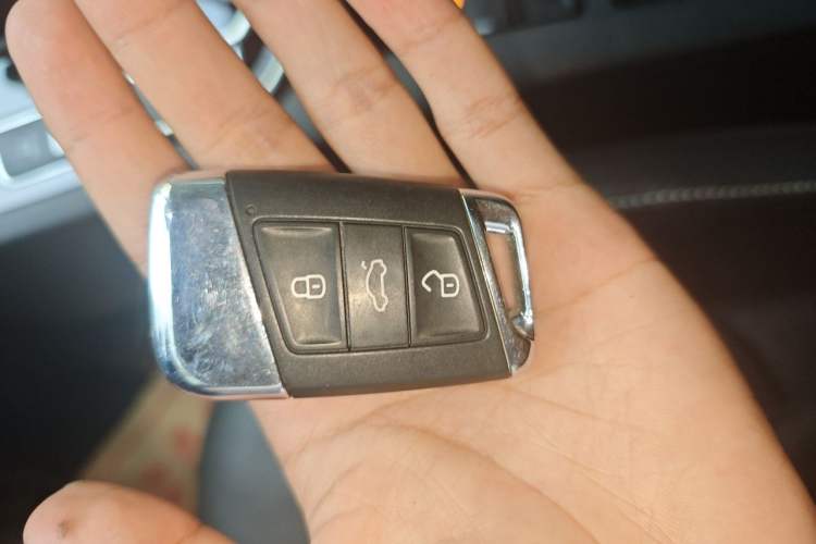 Used Volkswagen FAW-Volkswagen CC 2020 330TSI Glamour Edition China VI Standard Vehicle Key