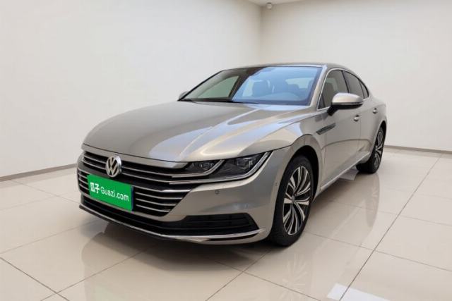 Ojetý Volkswagen FAW-Volkswagen CC 2020 330TSI Glamour Edition China VI Standard