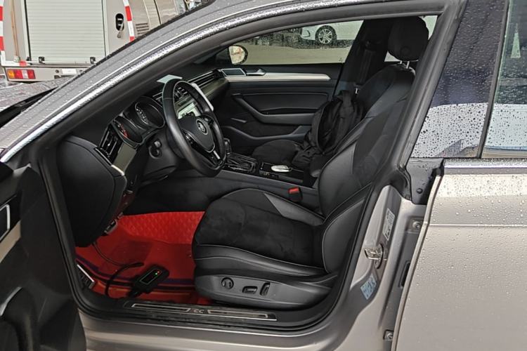 Used Volkswagen FAW-Volkswagen CC 2020 330TSI Huayan Edition China VI Standard Driver Seat