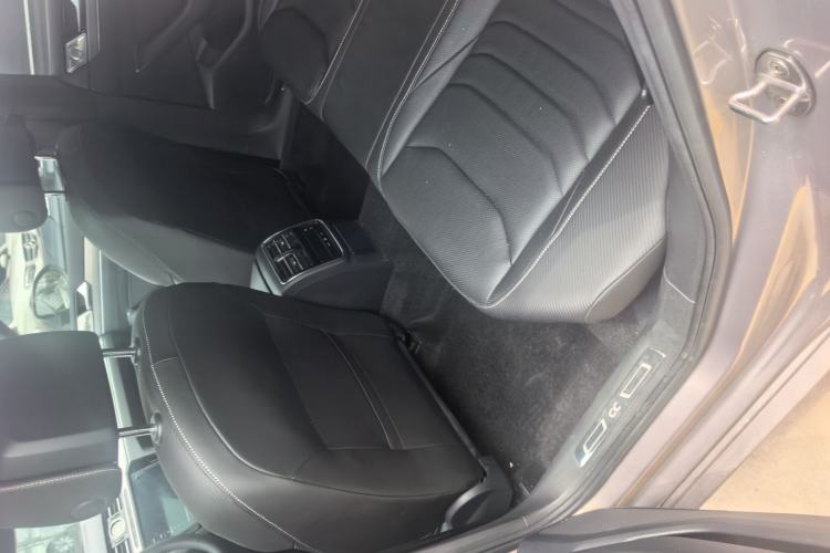 Used Volkswagen FAW-Volkswagen CC 2020 330TSI Glamour Edition China VI Standard Interior 2