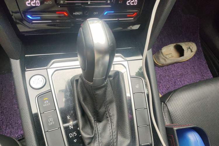 Used Volkswagen FAW-Volkswagen CC 2020 330TSI Glamour Edition China VI Standard Gear Lever
