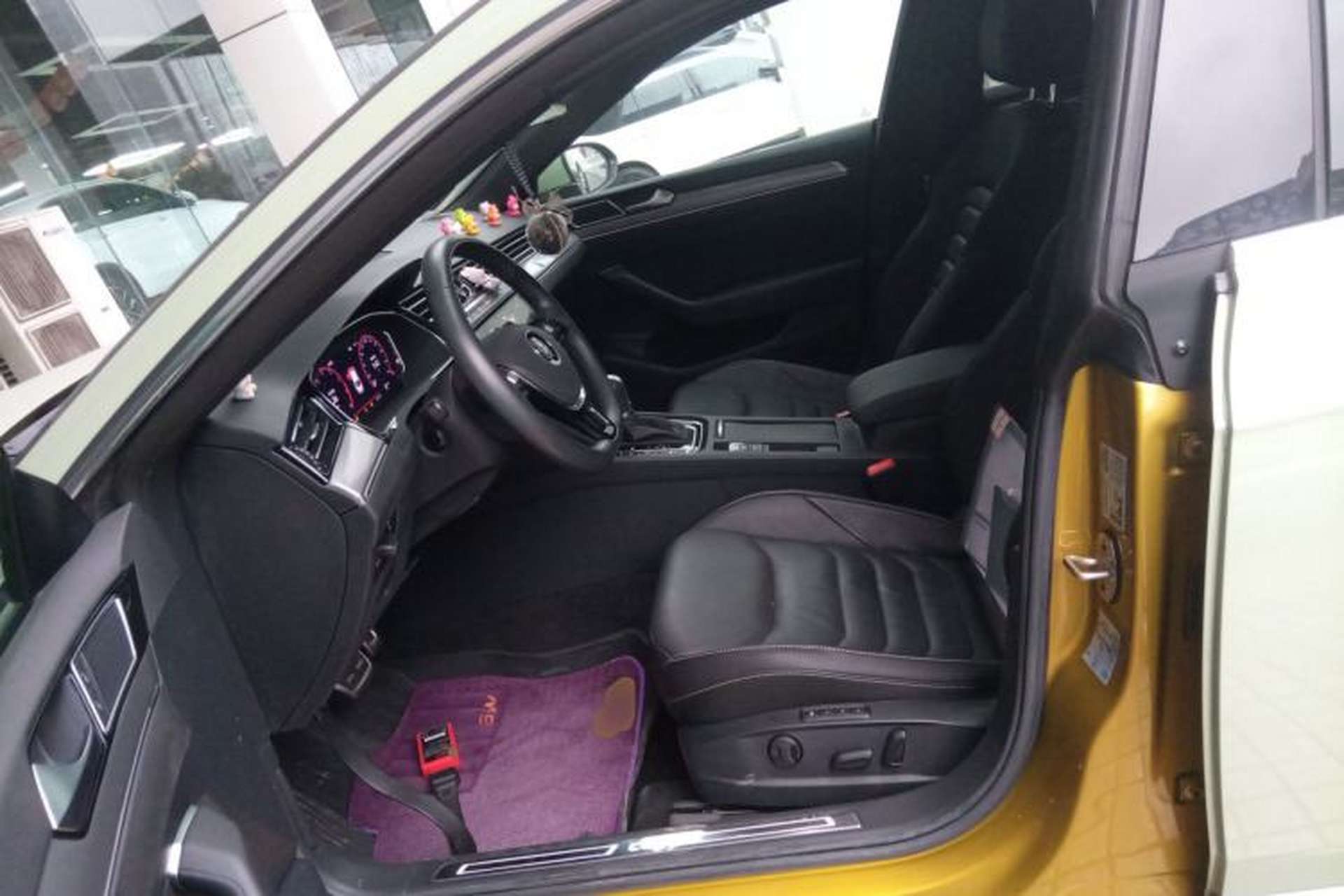 Used Volkswagen FAW-Volkswagen CC 2020 330TSI Glamour Edition China VI Standard Left Front Seat
