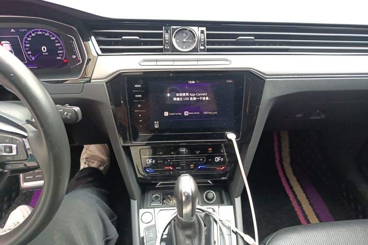 Used Volkswagen FAW-Volkswagen CC 2020 330TSI Glamour Edition China VI Standard Audio And AC Panel