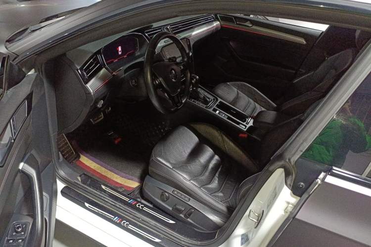 Used Volkswagen FAW-Volkswagen CC 2020 330TSI Glamour Edition China VI Standard Driver Seat