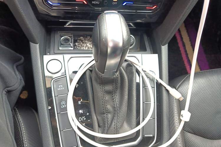 Used Volkswagen FAW-Volkswagen CC 2020 330TSI Glamour Edition China VI Standard Gear Lever