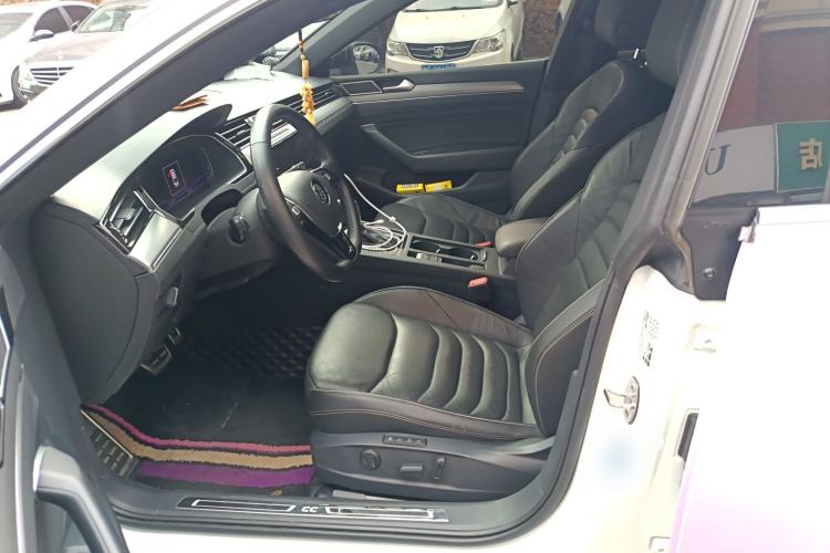 Used Volkswagen FAW-Volkswagen CC 2020 330TSI Glamour Edition China VI Standard Left Front Seat