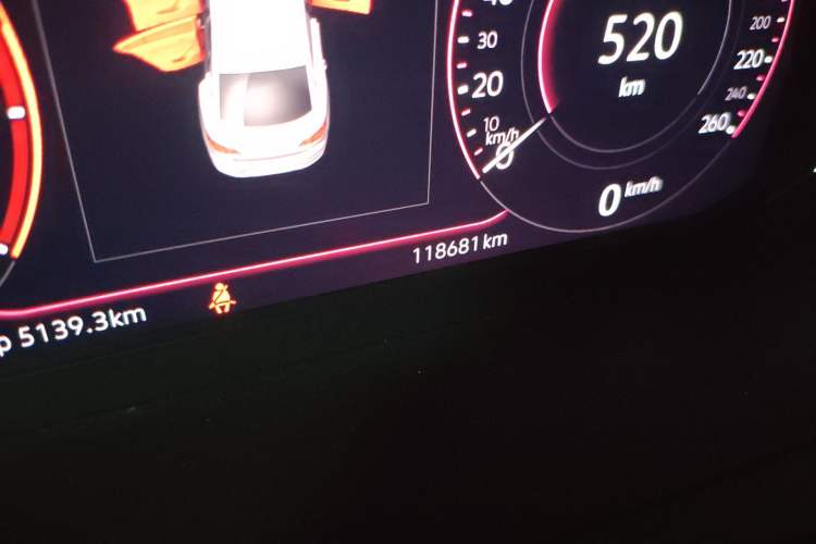 Used Volkswagen FAW-Volkswagen CC 2020 330TSI Glamour Edition China VI Standard Odometer Close Up