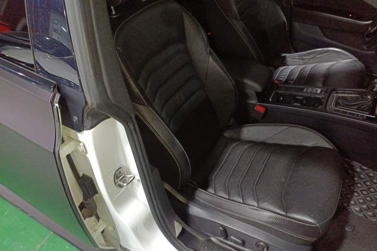 Used Volkswagen FAW-Volkswagen CC 2020 330TSI Glamour Edition China VI Standard Right Front Seat