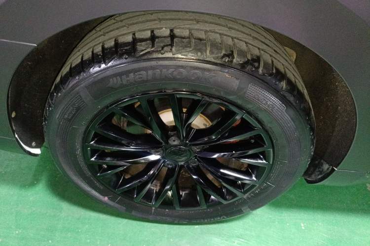 Used Volkswagen FAW-Volkswagen CC 2020 330TSI Glamour Edition China VI Standard Right Rear Wheel Hub