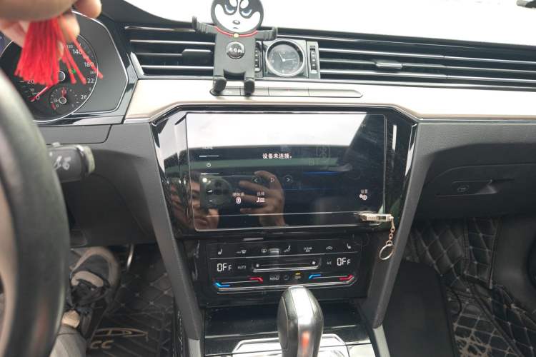 Used Volkswagen FAW-Volkswagen CC 2020 330TSI Huayan Edition China VI Standard Audio And AC Panel