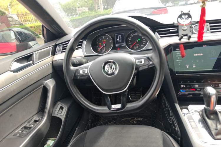 Used Volkswagen FAW-Volkswagen CC 2020 330TSI Huayan Edition China VI Standard Steering Wheel