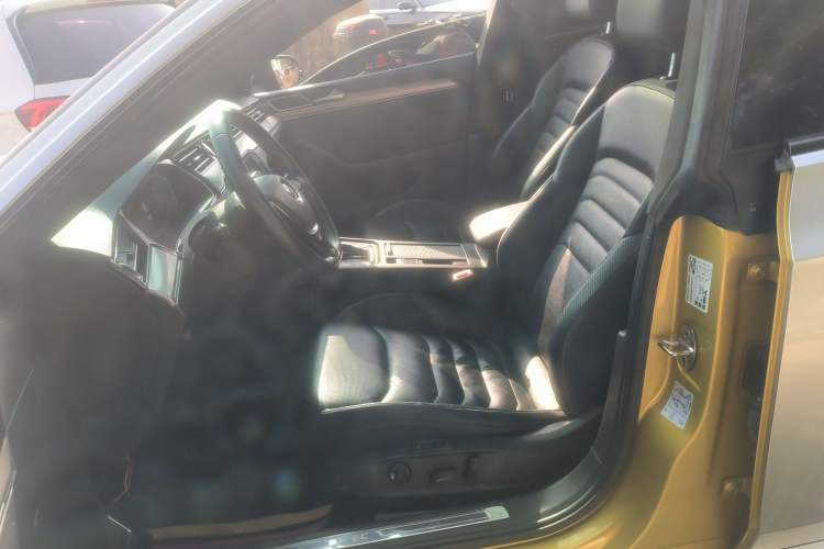 Used Volkswagen FAW-Volkswagen CC 2020 330TSI Glamour Edition China VI Standard Left Front Seat