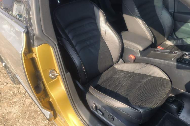 Used Volkswagen FAW-Volkswagen CC 2020 330TSI Glamour Edition China VI Standard Right Front Seat