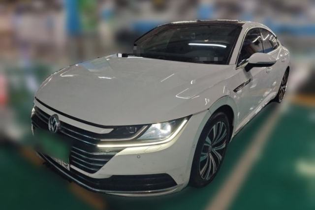 Volkswagen FAW-Volkswagen CC 2020 330TSI Glamour Edition China VI Standard usado